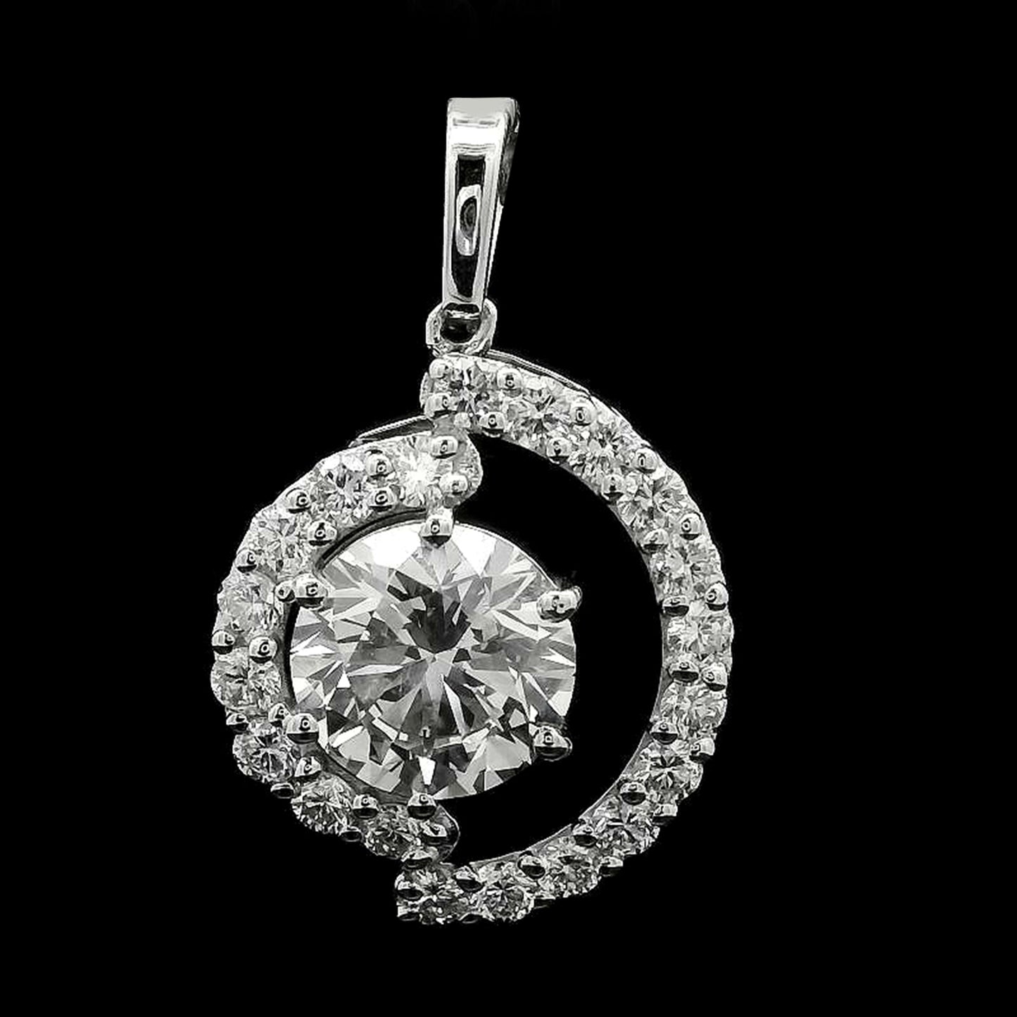 2.04 Carats Lab Grown Diamond 14K Gold Pendant