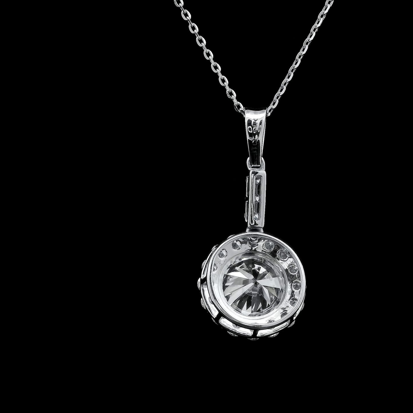 2.04 Carats Lab Grown Diamond 14K Gold Pendant
