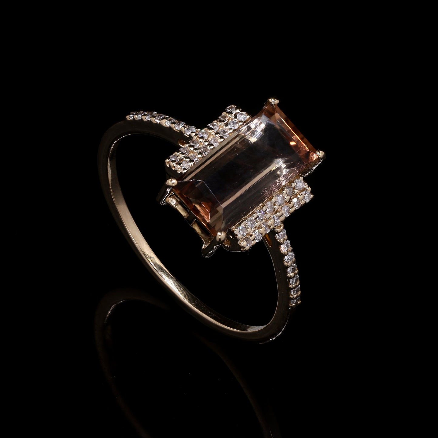 2.01 Ct Rectangle Step Cut Natural Sunstone 14K Gold Ring