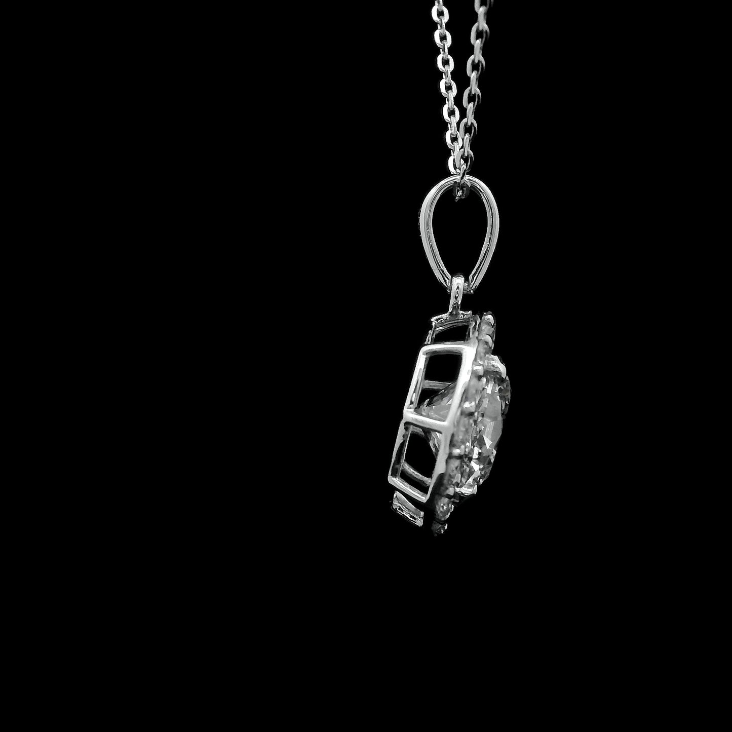 2.19 Carats Lab Grown Diamond 14K Gold Pendant