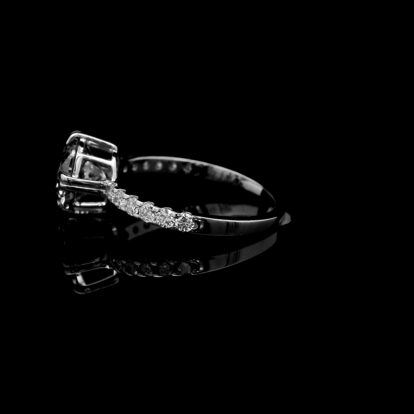 2.36 Carats Lab Grown Diamond 14K Gold Ring