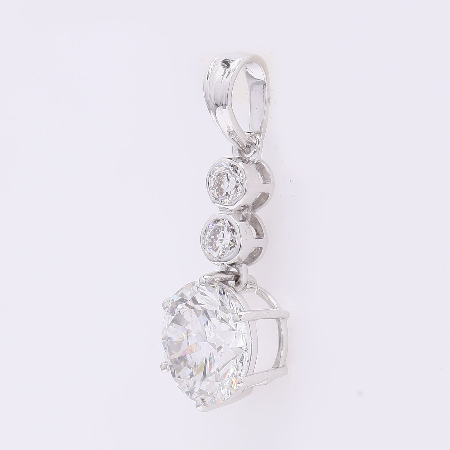 2.01 Carats Lab Grown Diamond 14K Gold Pendant
