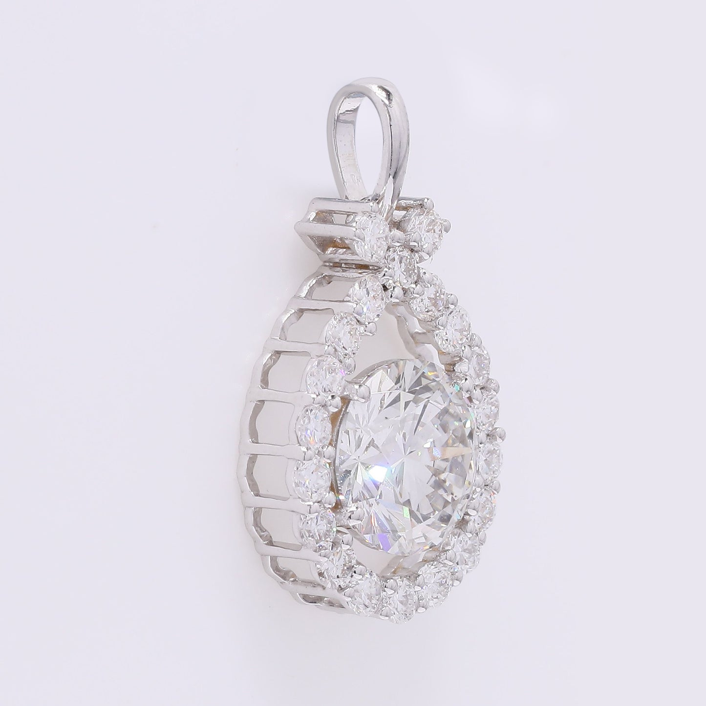 2.15 Carats Lab Grown Diamond 14K Gold Pendant