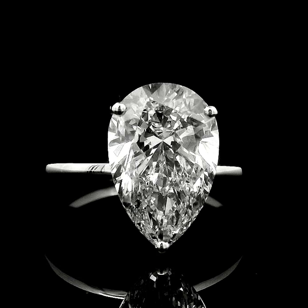 4.01 Carats Lab Grown Diamond 14K Gold Ring