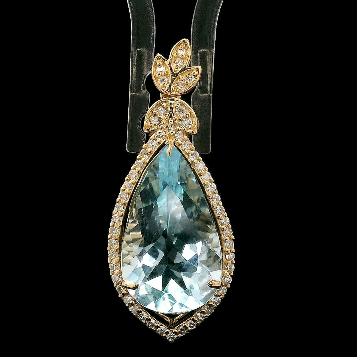 3.33 Ct Pear Mixed Cut Natural Aquamarine 14K Gold Pendant