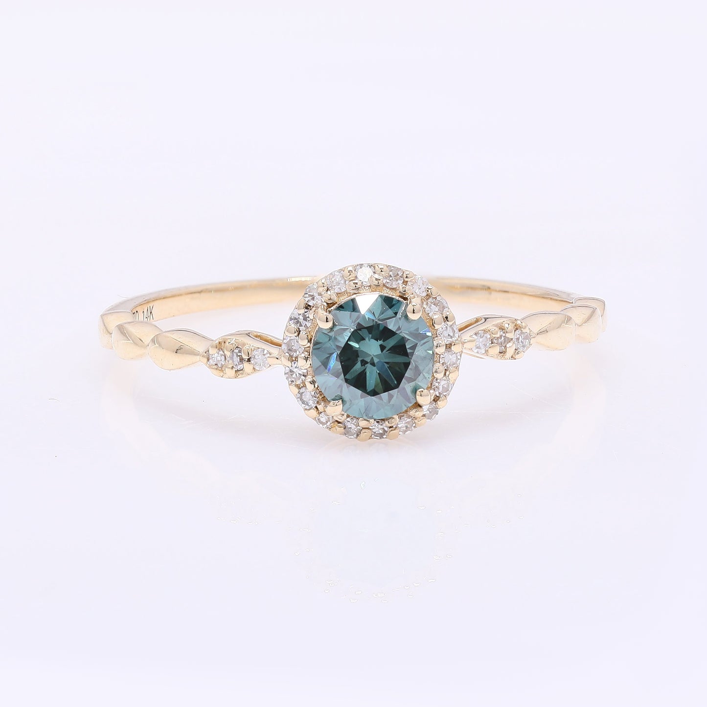 0.54 Ct Round Blue Diamond 14K Gold Ring