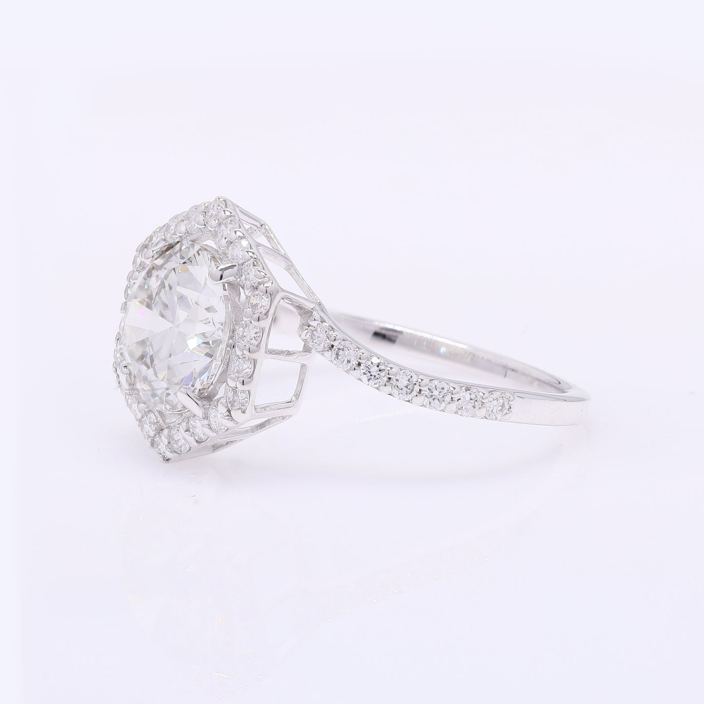 2.45 Carats Lab Grown Diamond 14K Gold Ring
