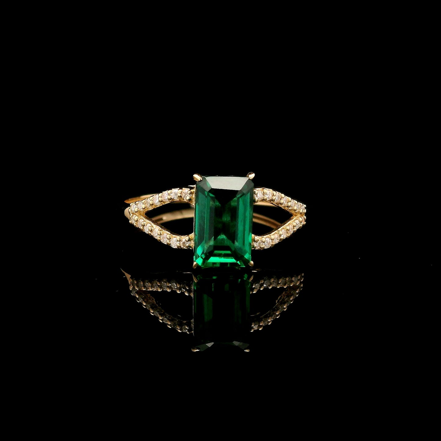 1.37 Ct Emerald Cut Lab Grown Emerald 14K Gold Ring