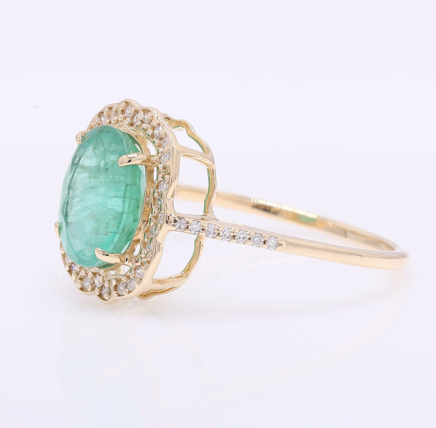 2.20 Ct Oval Mixed Cut Natural Emerald 14K Gold Ring