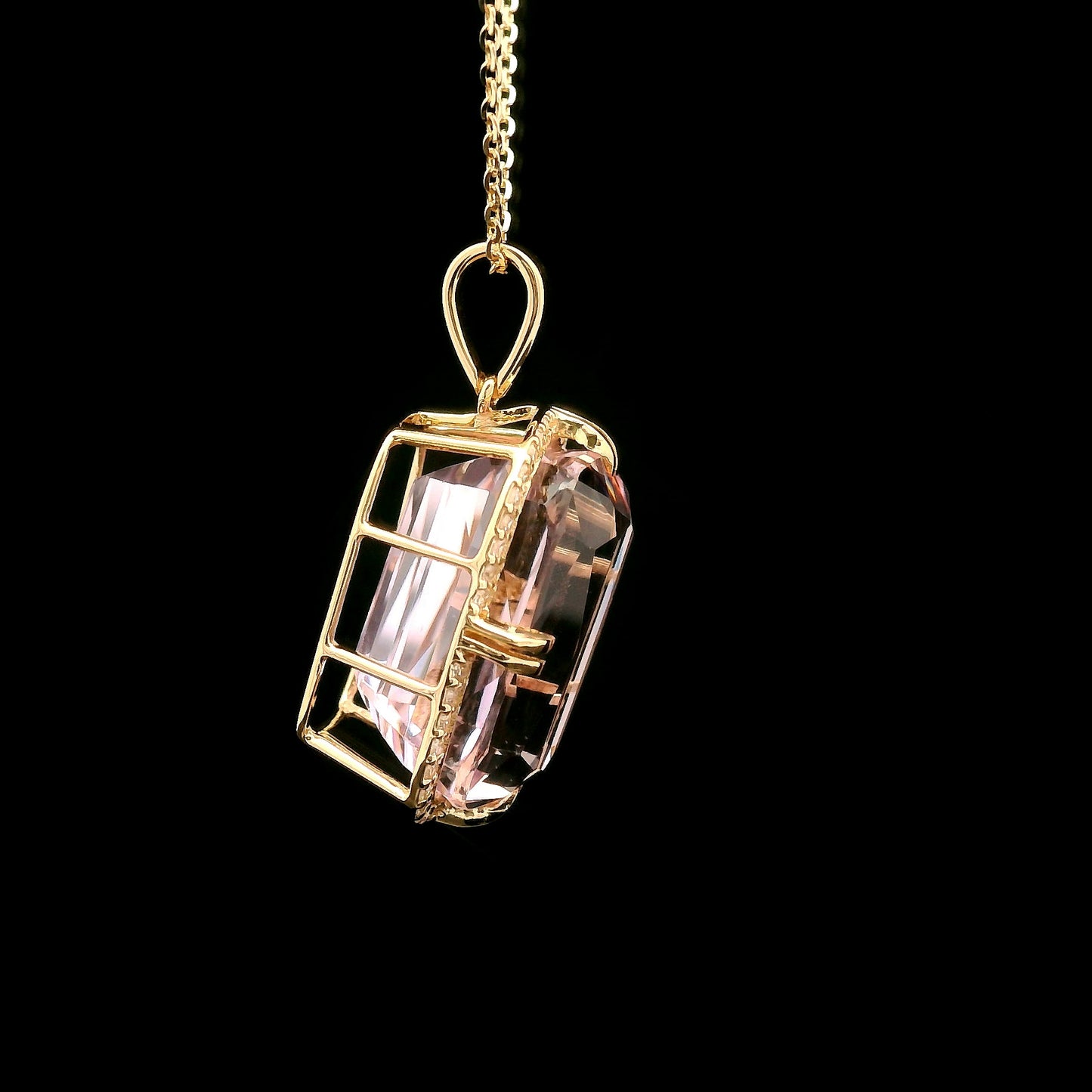 13.71 Ct Cushion Kunzite 14K Gold Pendant