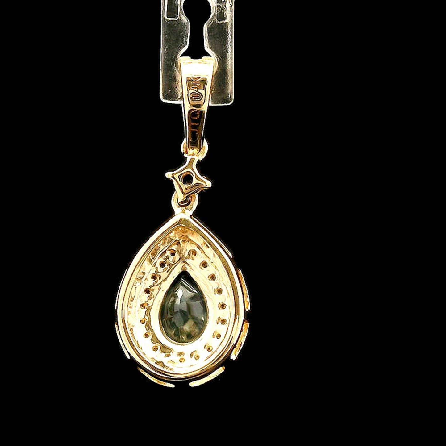 0.85 Ct Pear Sapphire 14K Gold Pendant