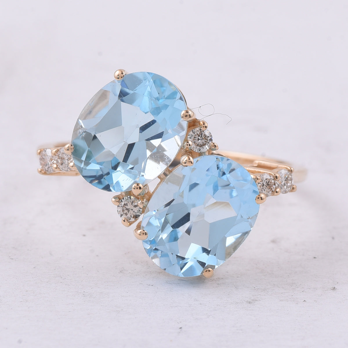 4.95 Ct Oval Natural Topaz 14K Gold Ring