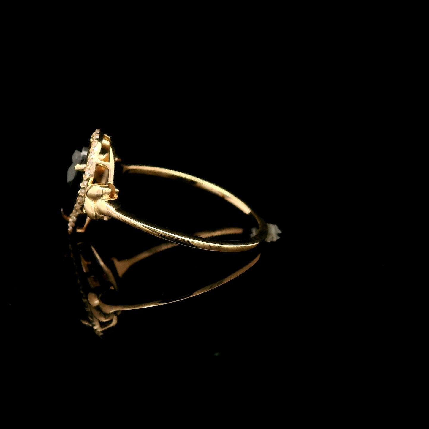 1.02 Ct Pear Mixed Cut Lab Grown Sapphire 14K Gold Ring