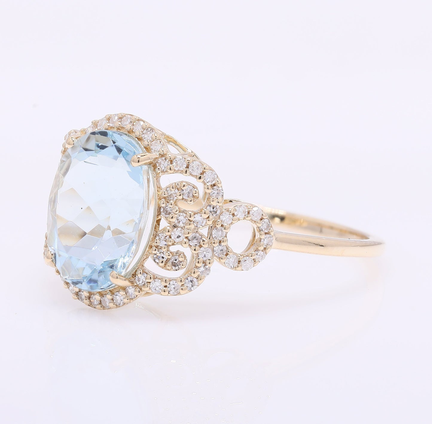 2.98 Ct Oval Mixed Cut Natural Aquamarine 14K Gold Ring