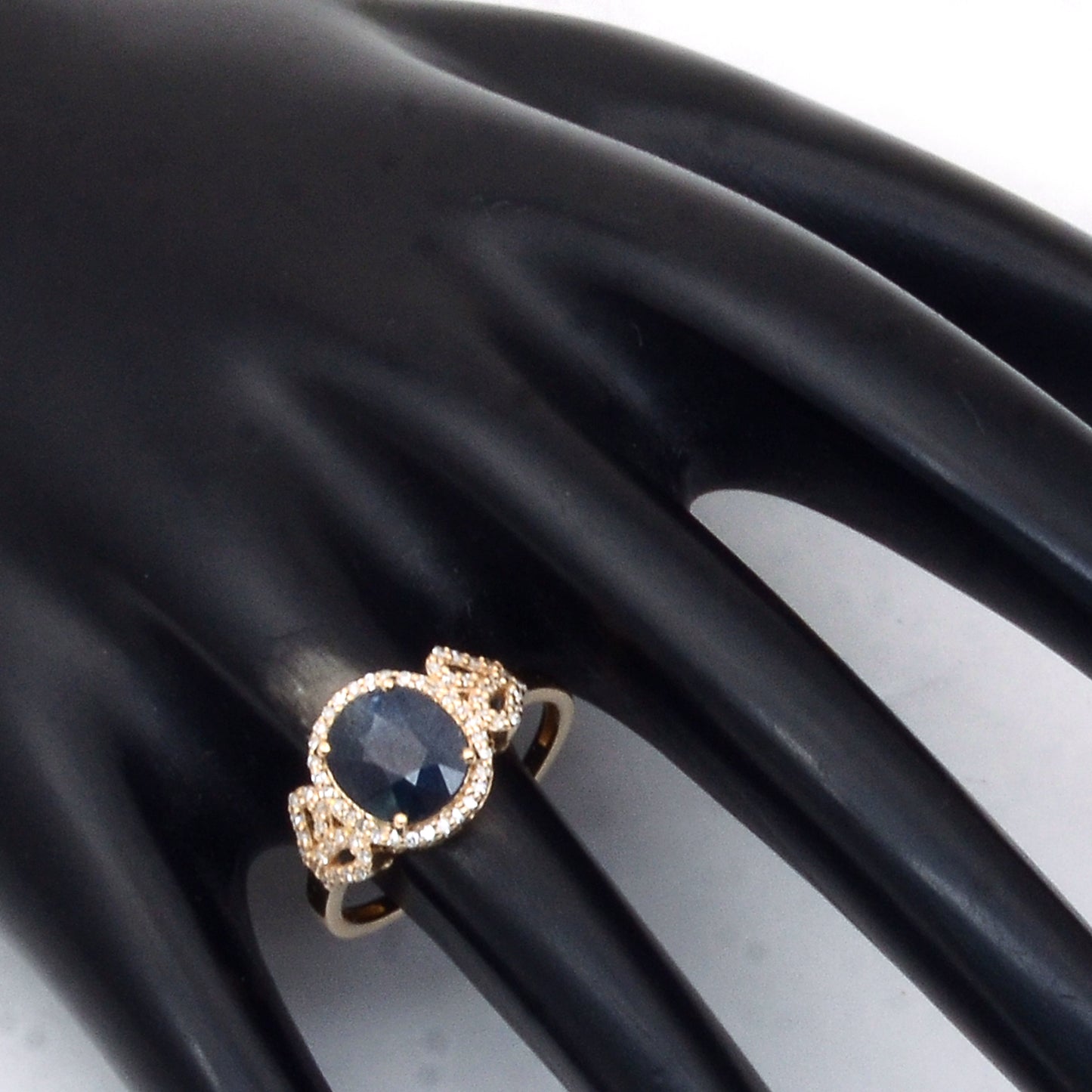 2.00 Ct Cushion Mixed Cut Natural Sapphire 14K Gold Ring