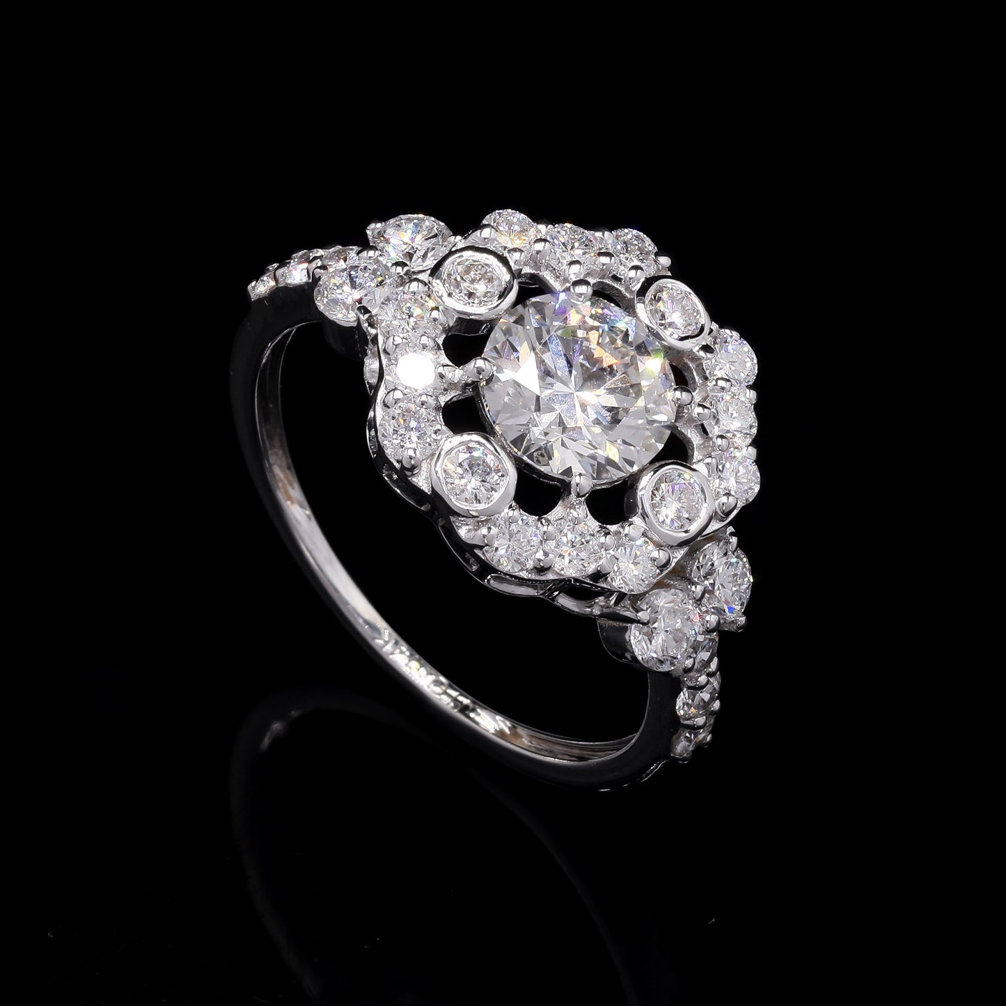 2.08 Carats Lab Grown Diamond 14K Gold Ring