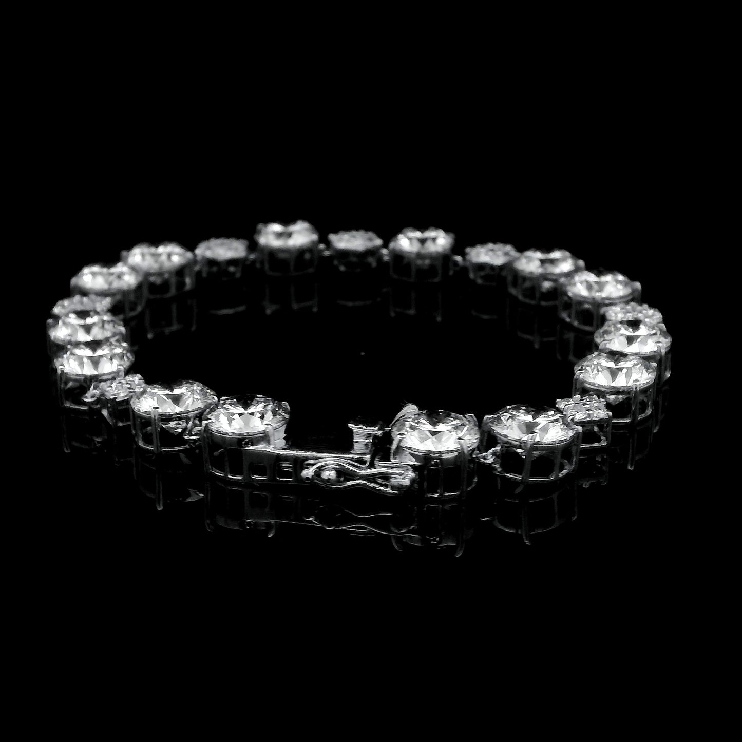 22.64 Ct Round Lab Grown Diamond 14K Gold Bracelet