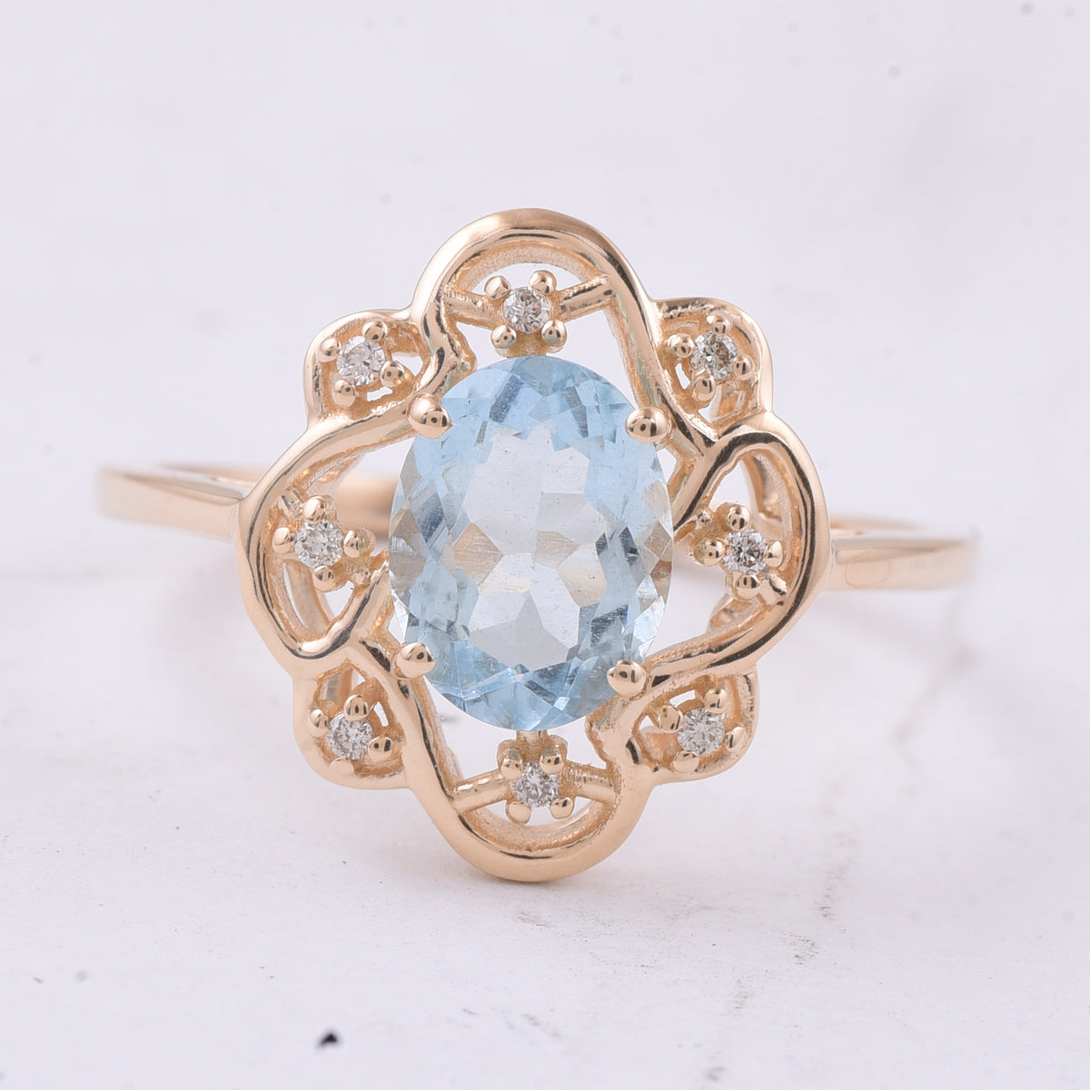 1.13 Ct Oval Natural Aquamarine 14K Gold Ring