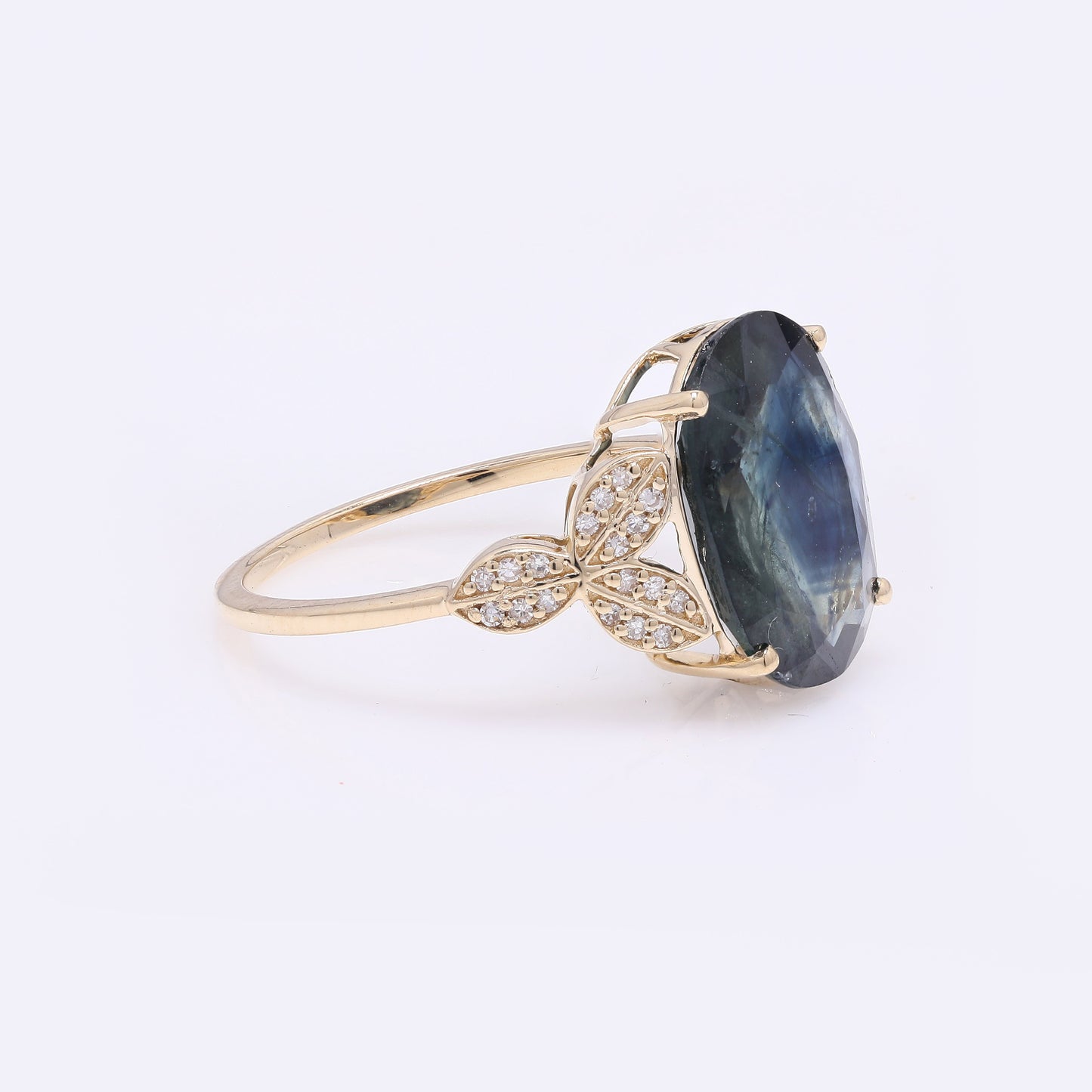 6.14 Ct Oval Mixed Cut Natural Corundum Sapphire 14K Gold Ring