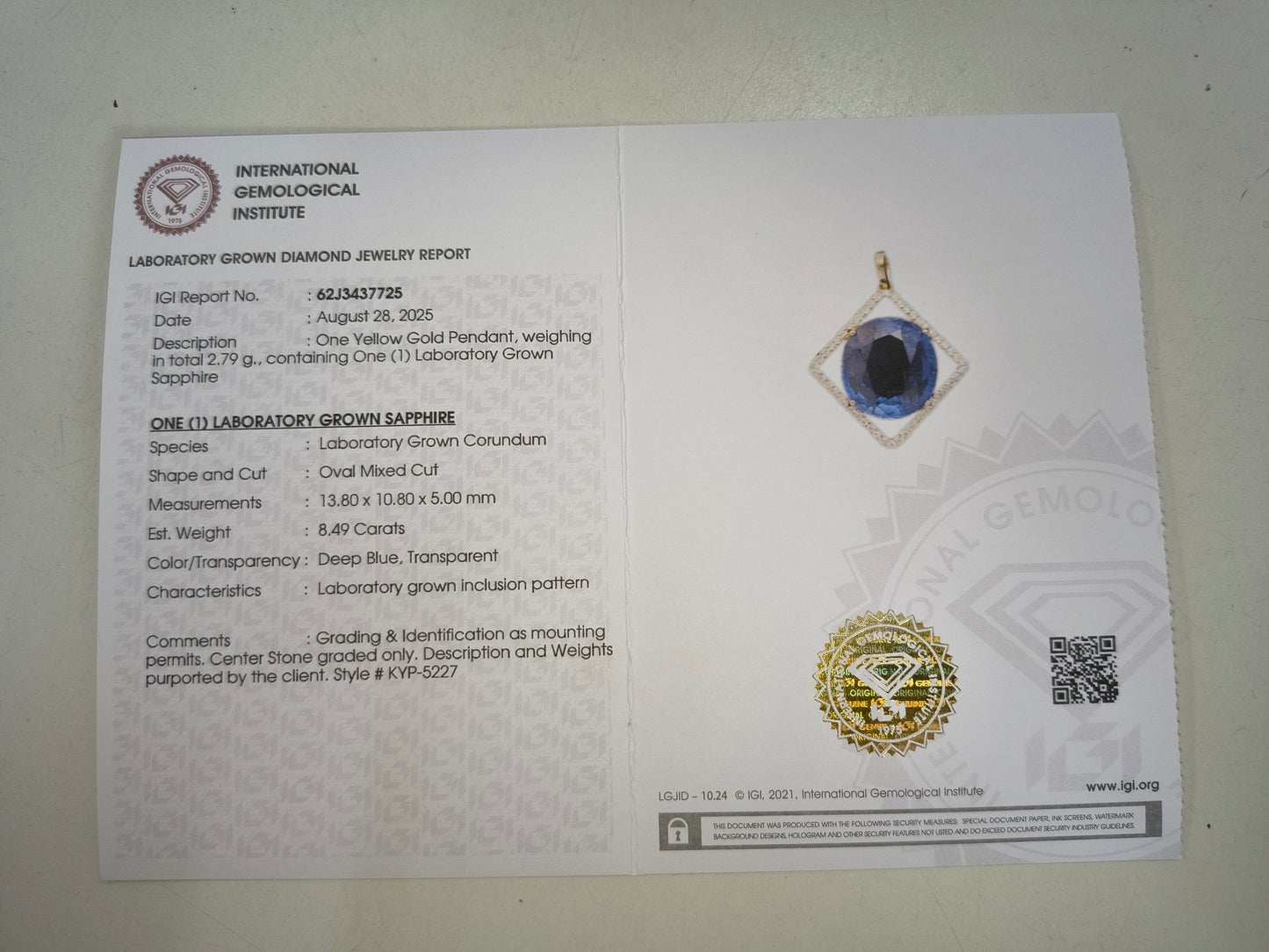 8.65 Ct Oval Mixed Cut Lab Grown Sapphire 14K Gold Pendant