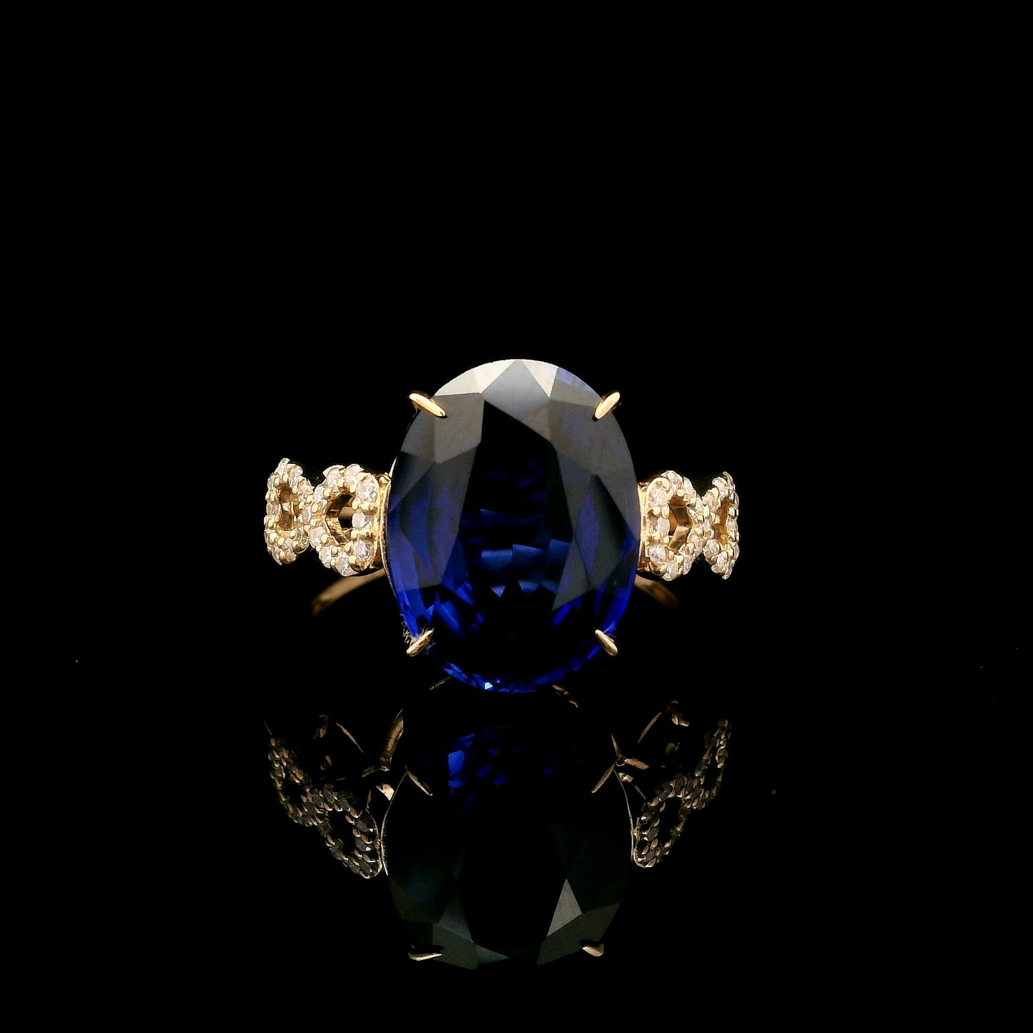 5.97 Ct Oval Mixed Cut Lab Grown Sapphire 14K Gold Ring