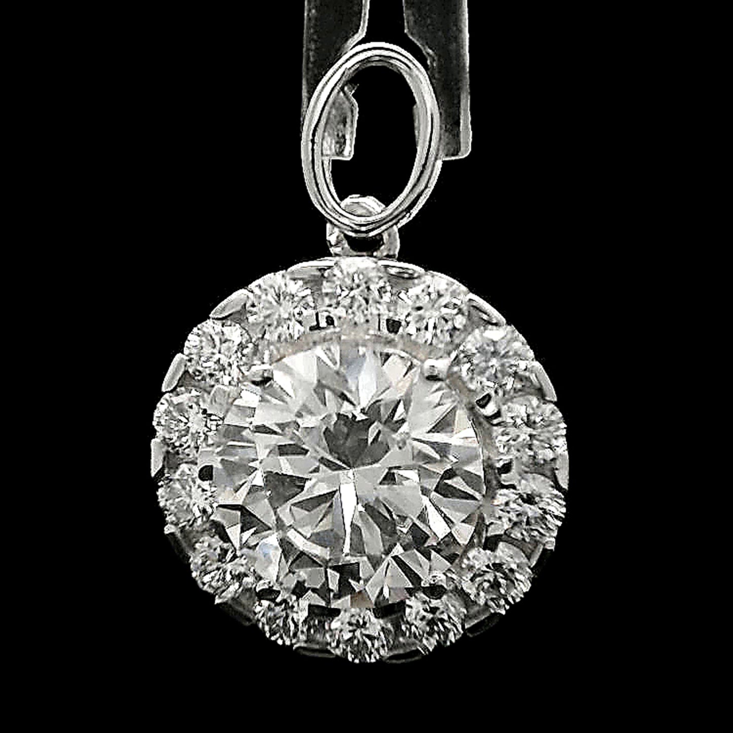 2.24 Carats Lab Grown Diamond 14K Gold Pendant