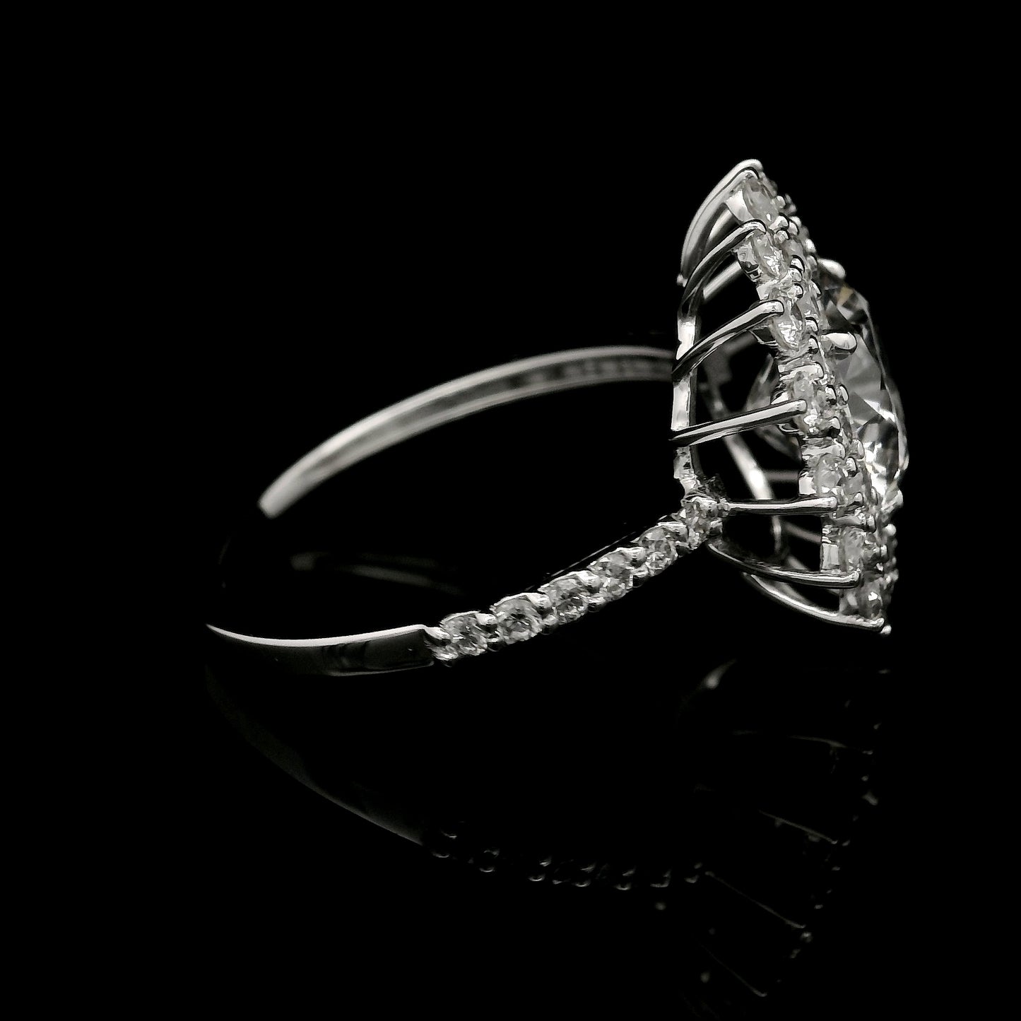 3.06 Carats Lab Grown Diamond 14K Gold Ring