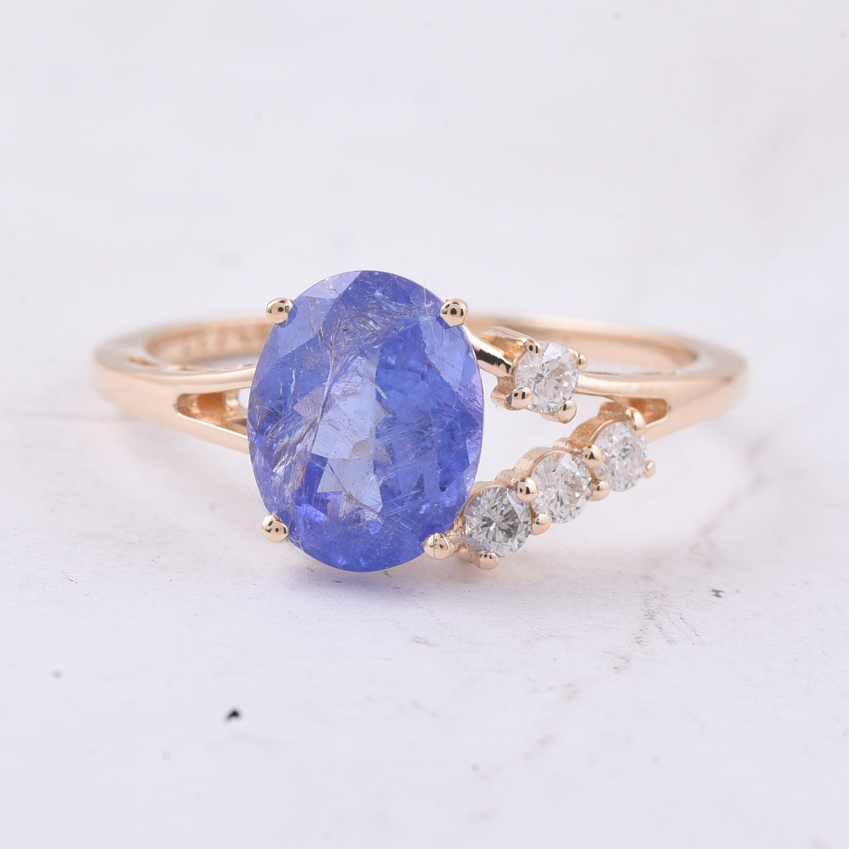 2.48 Ct Oval Natural Tanzanite 14K Gold Ring