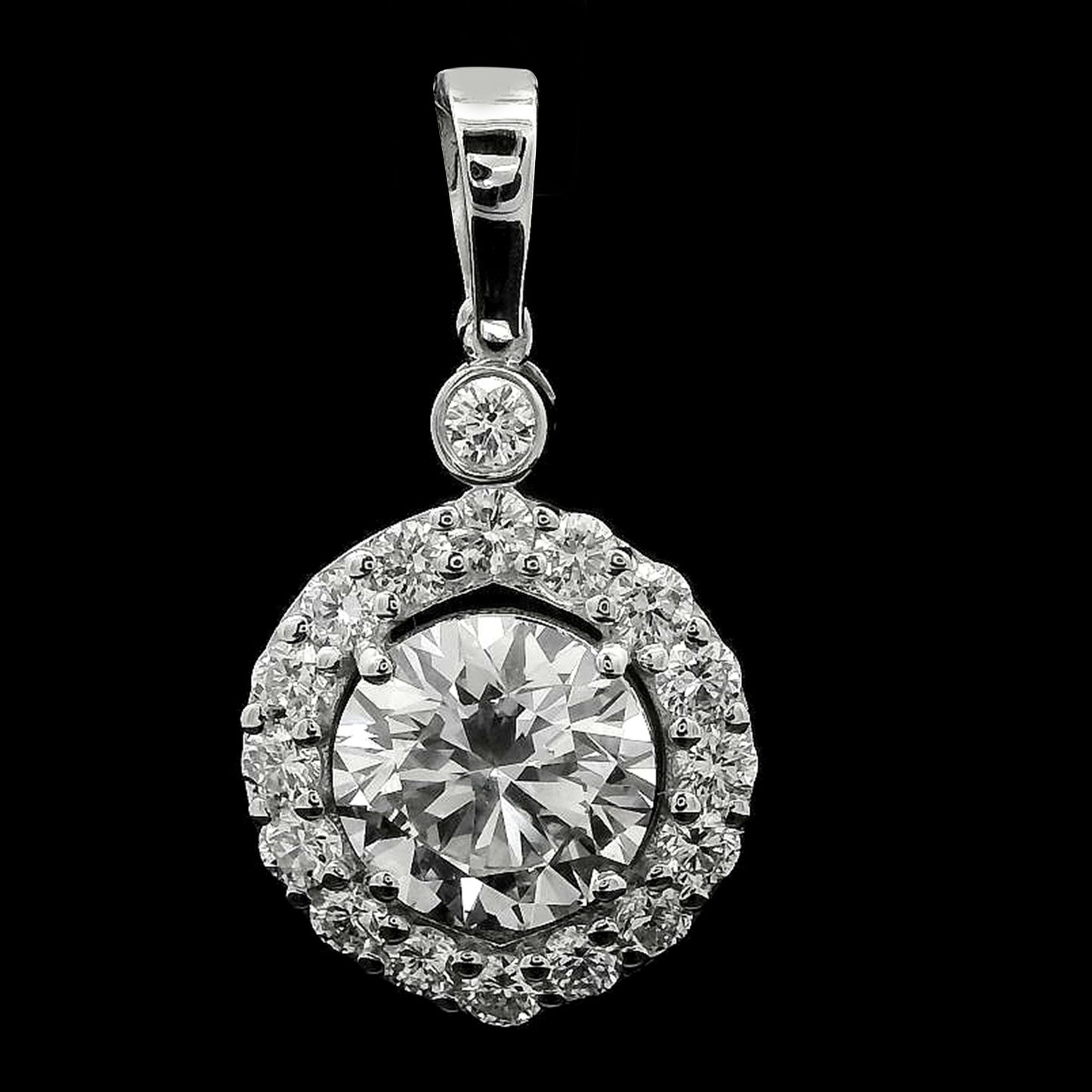 2.19 Carats Lab Grown Diamond 14K Gold Pendant