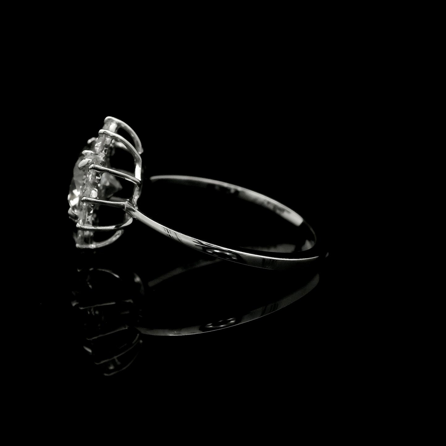 2.16 Carats Lab Grown Diamond 14K Gold Ring