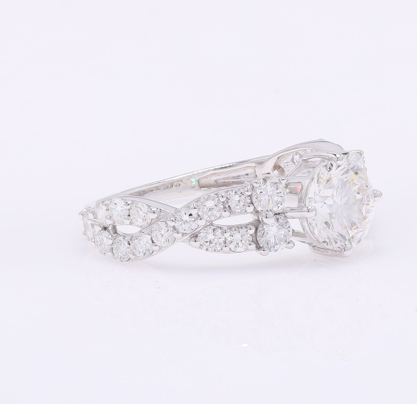 1.92 Carats Lab Grown Diamond 14K Gold Ring