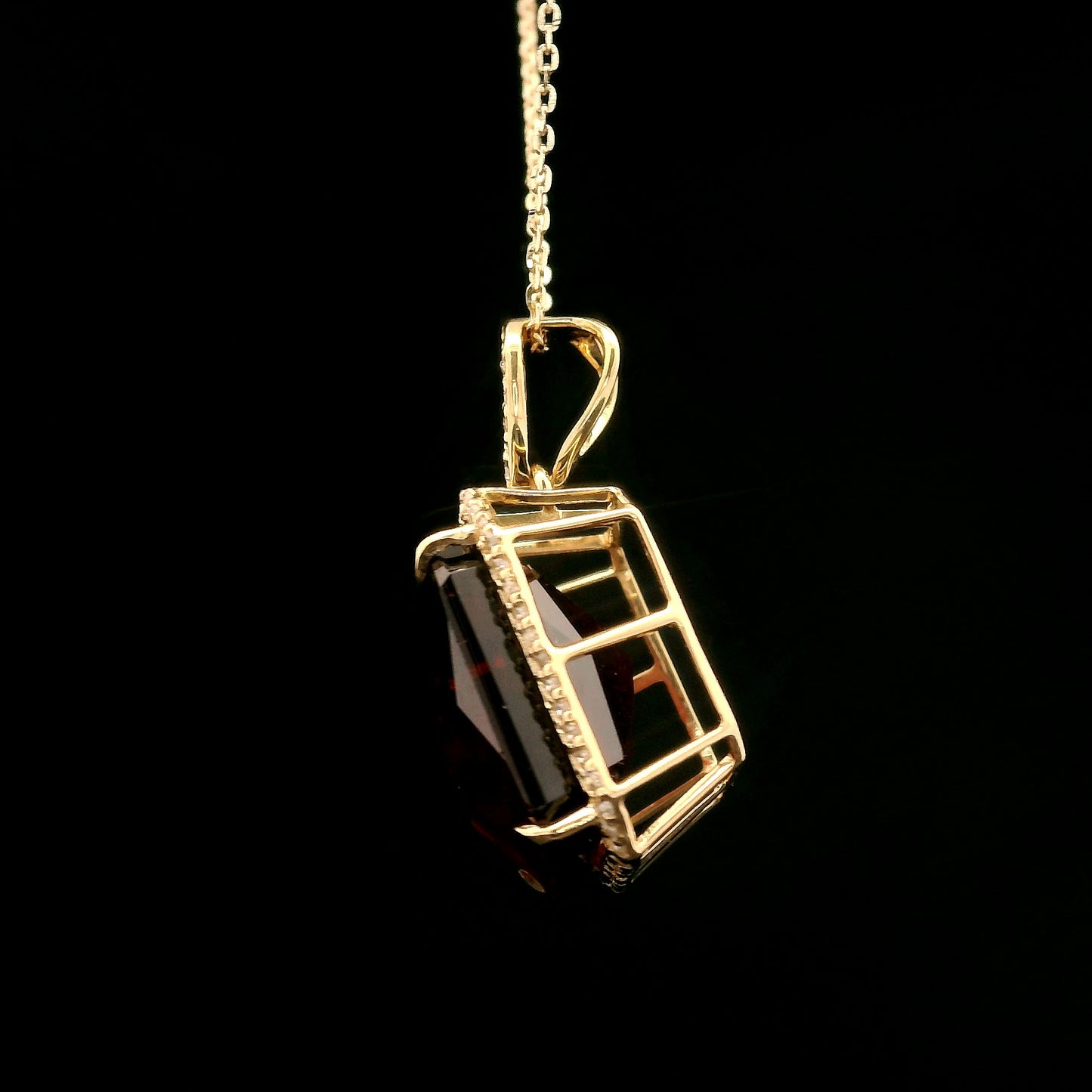 15.86 Ct Octagon Hessonite 14K Gold Pendant