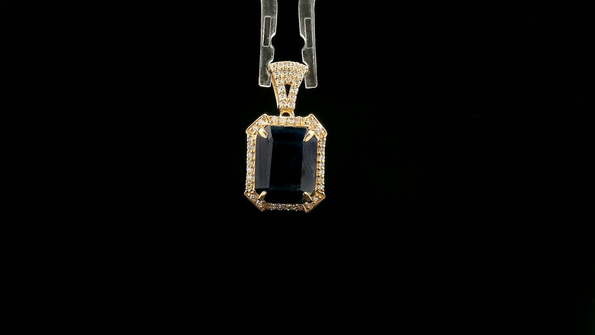 3.72 Ct Octagon Natural Sapphire 14K Gold Pendant
