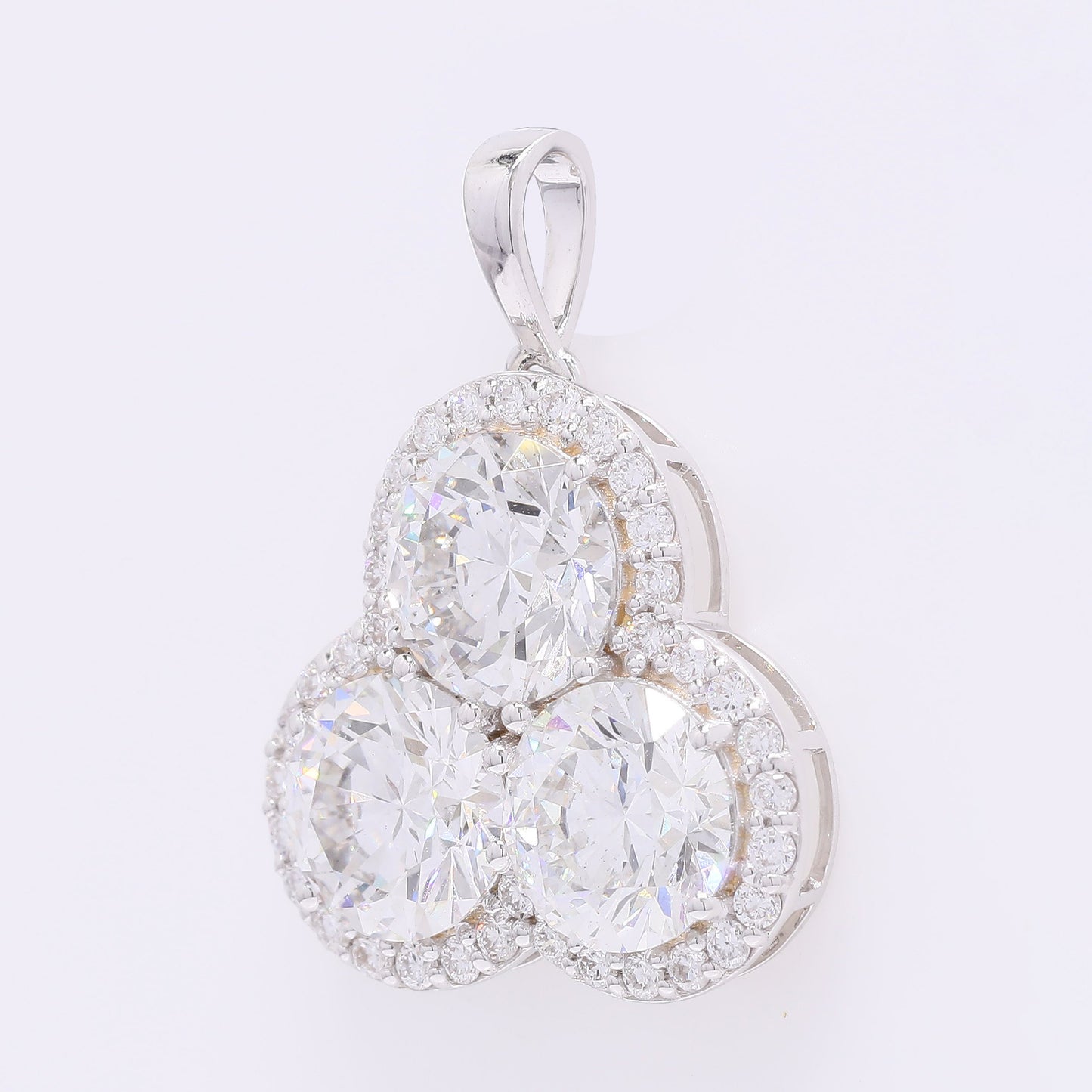 5.55 Carats Lab Grown Diamond 14K Gold Pendant