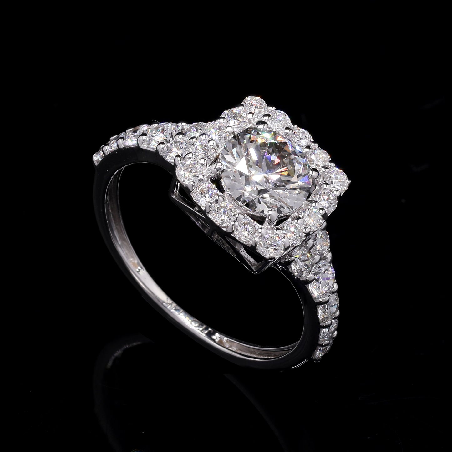 2.10 Carats Lab Grown Diamond 14K Gold Ring