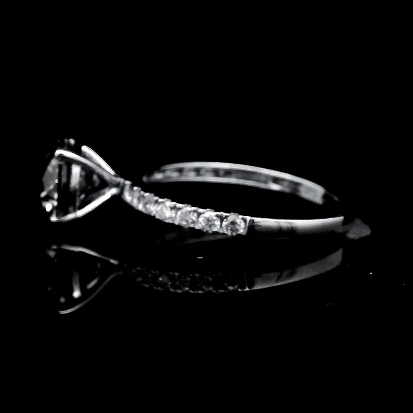 2.31 Carats Lab Grown Diamond 14K Gold Ring