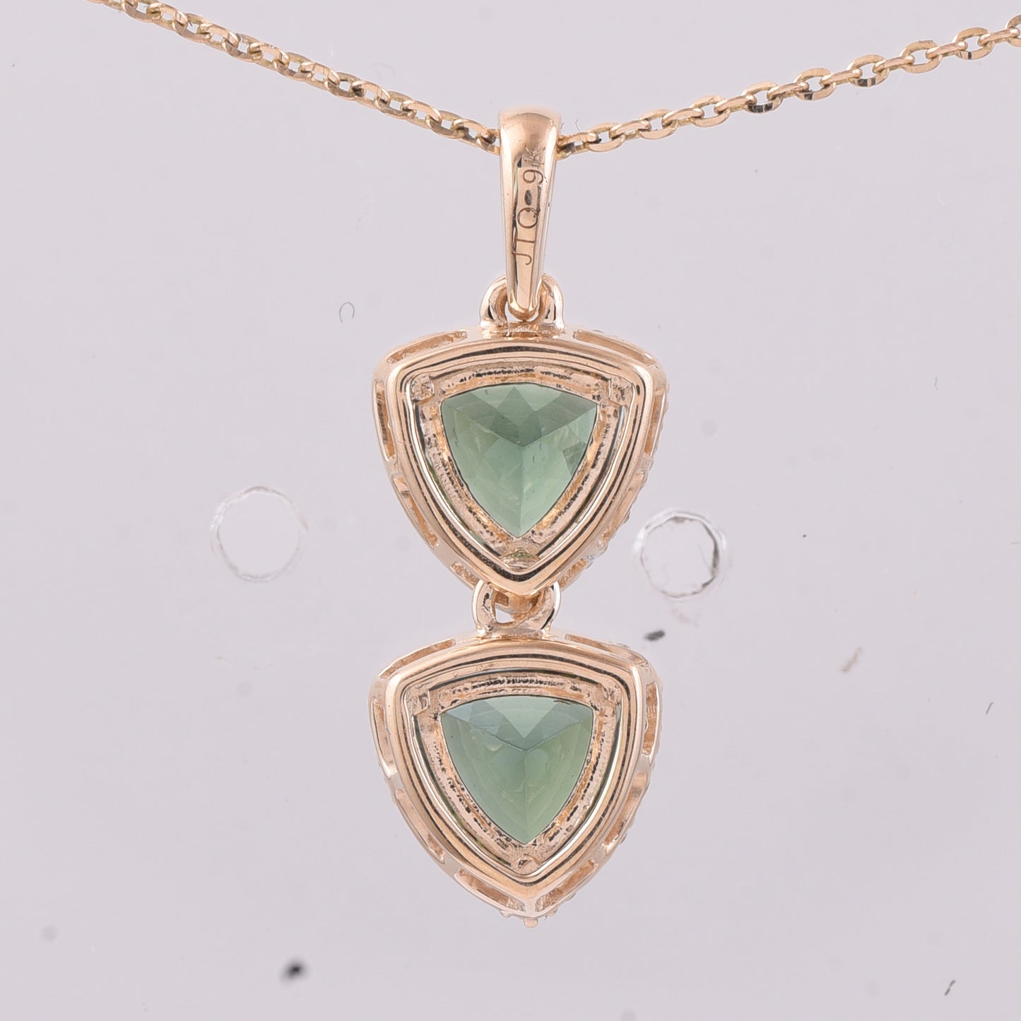 1.61 Ct Trillion Tourmaline 9K Gold Pendant