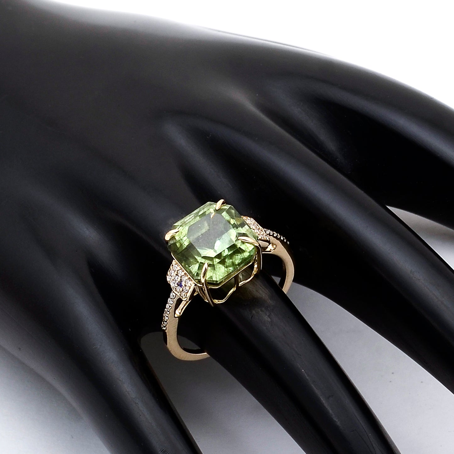 6.62 Ct Octagon Natural Eridot 14K Gold Ring