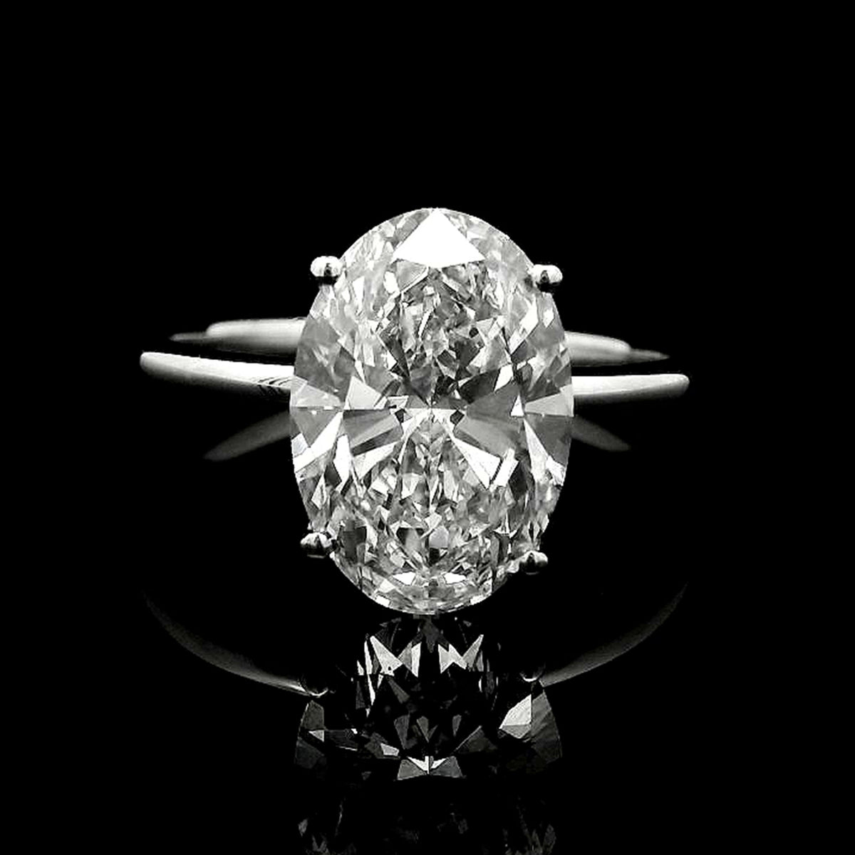 3.15 Carats Lab Grown Diamond 14K Gold Ring