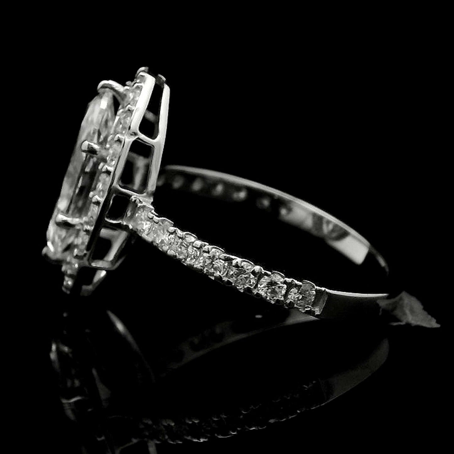 2.24 Carats Lab Grown Diamond 14K Gold Ring