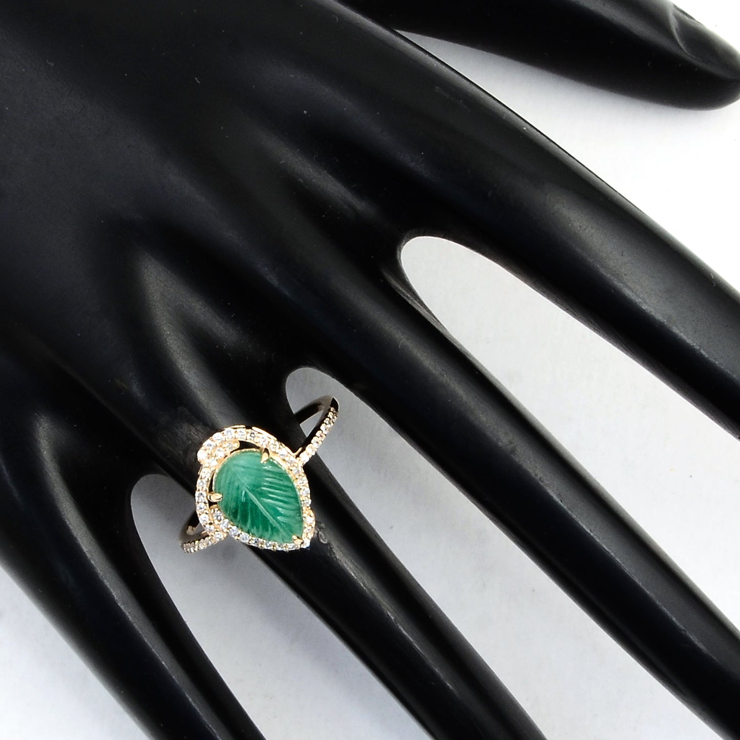 1.98 Ct Pear Carving Natural Beryl Emerald 14K Gold Ring