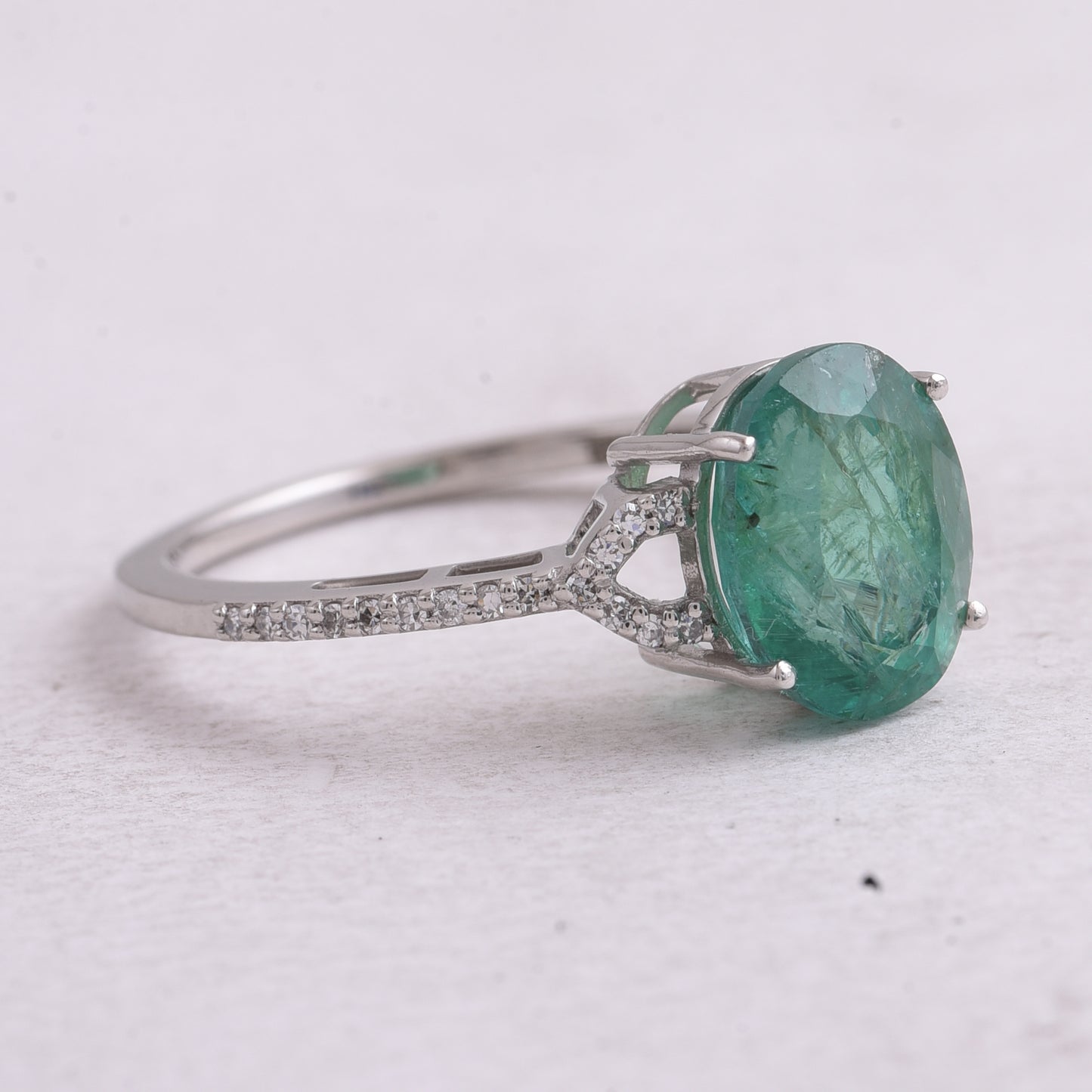 2.67 Ct Oval Mixed Cut Natural Emerald 950 Platinum Ring