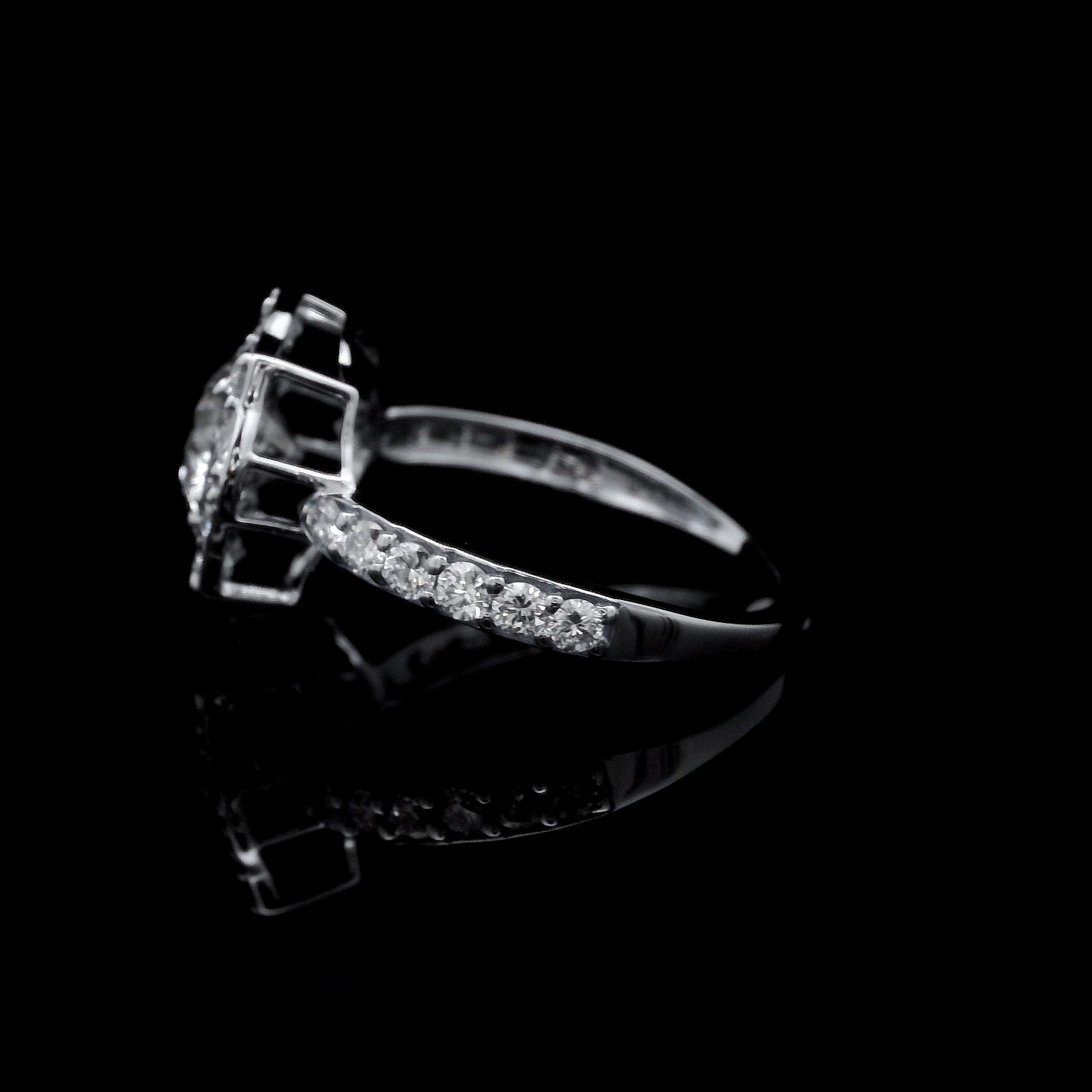 2.03 Carats Lab Grown Diamond 14K Gold Ring