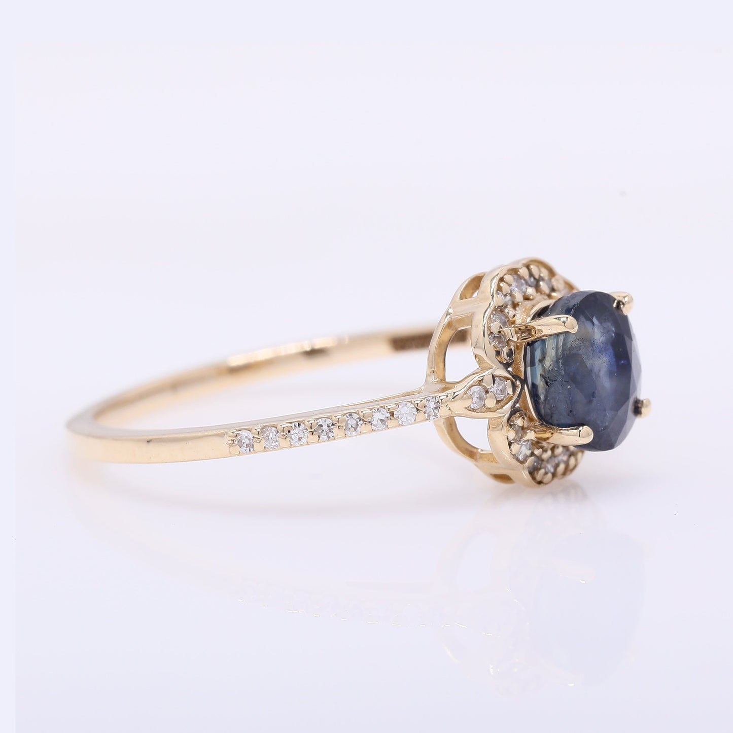 1.35 Ct Oval Mixed Cut Natural Sapphire 14K Gold Ring