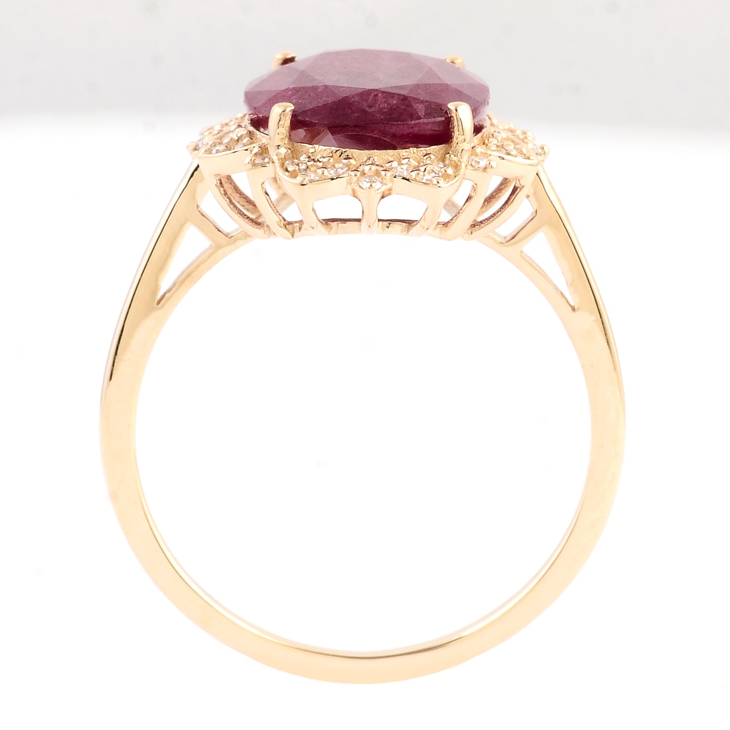 4.81 Ct Oval Mixed Cut Natural Corundum Ruby 14K Gold Ring