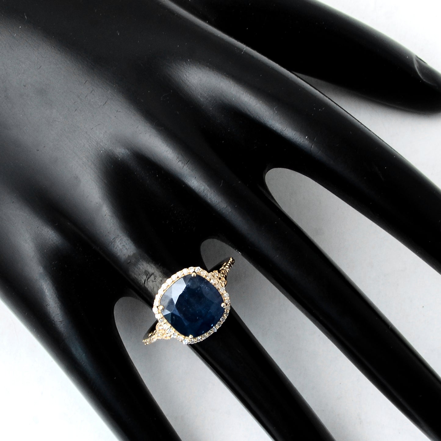 4.51 Ct Cushion Mixed Cut Natural Corundum Sapphire 14K Gold Ring