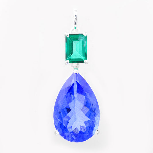 15.08 Ct Pear Tz Color Topaz, Green Topaz, 925 Sterling Silver Pendant