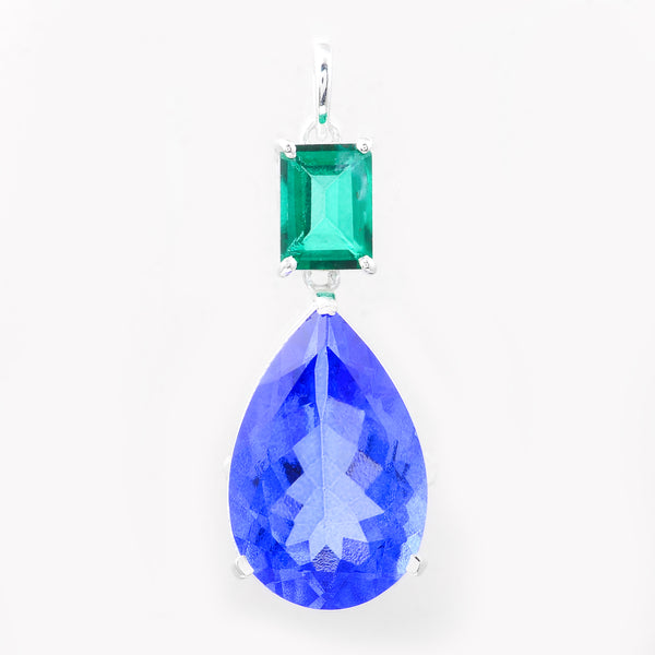 15.08 Ct Pear Tz Color Topaz, Green Topaz, 925 Sterling Silver Pendant