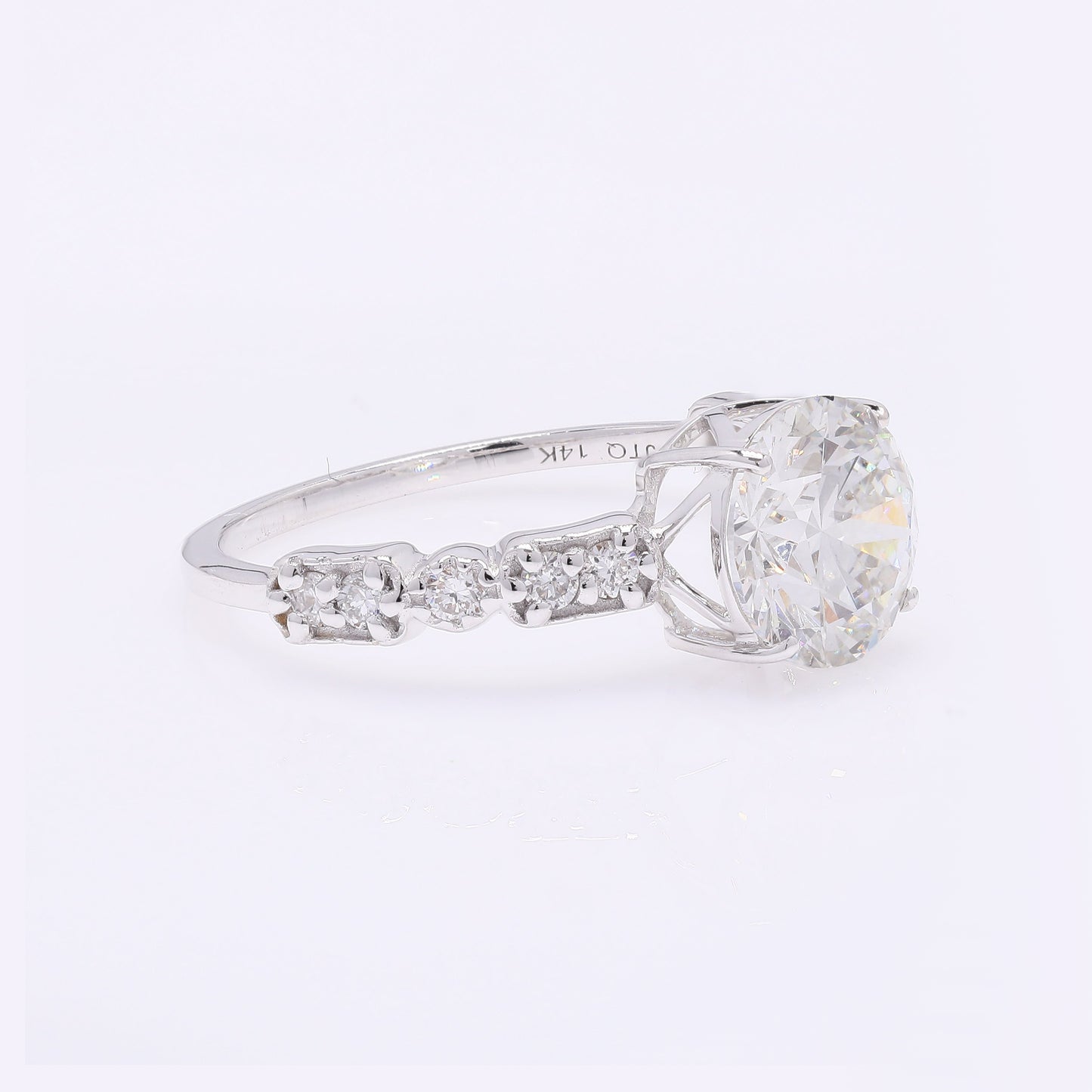 2.25 Carats Lab Grown Diamond 14K Gold Ring