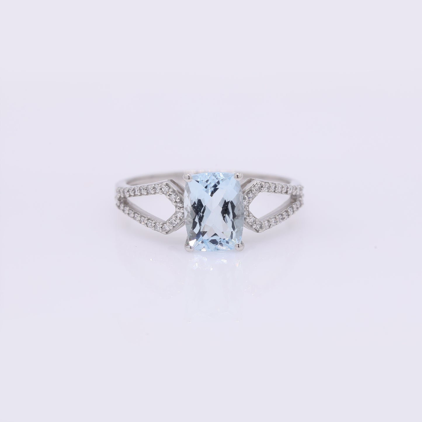 1.46 Ct Cushion Mixed Cut Natural Aquamarine 950 Platinum Ring